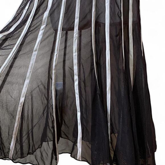 Vintage black and off white micro mesh maxi dress - Picture 4 of 7